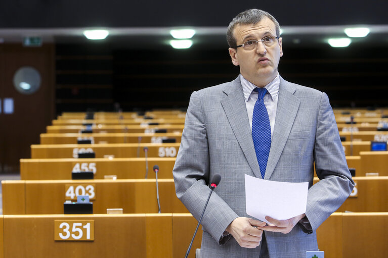 Fotografie 20: Plenary session week 17 2016 in Brussels.  Council and Commission statements - Legal aspects, democratic control and implementation of the EU-Turkey  agreement