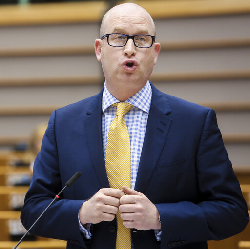 Plenary session week 17 2016 in Brussels.  Council and Commission statements - Legal aspects, democratic control and implementation of the EU-Turkey  agreement