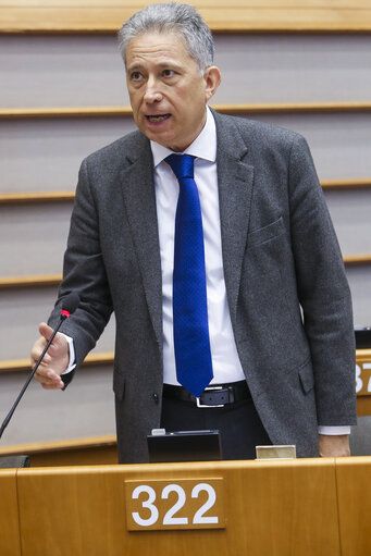 Fotografie 8: Plenary session week 17 2016 in Brussels.  Council and Commission statements - Legal aspects, democratic control and implementation of the EU-Turkey  agreement