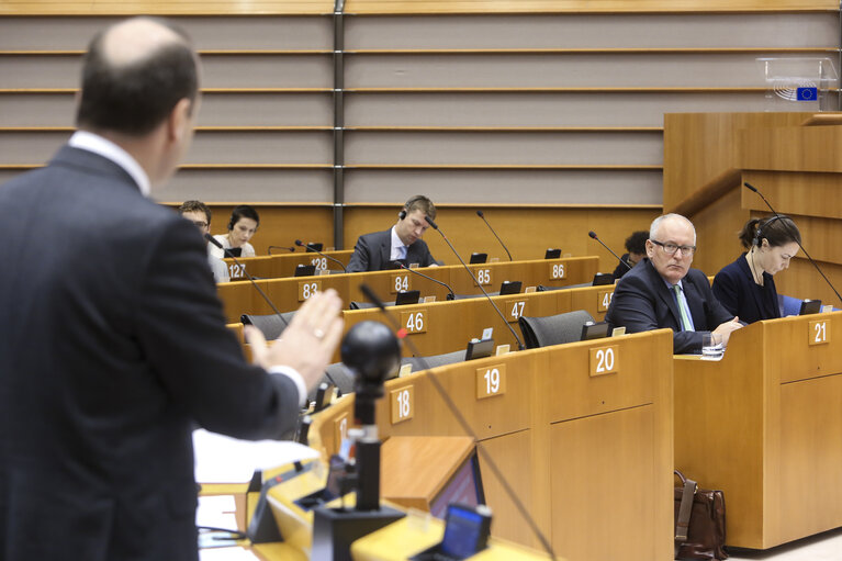 Fotografie 48: Plenary session week 17 2016 in Brussels.  Council and Commission statements - Legal aspects, democratic control and implementation of the EU-Turkey  agreement