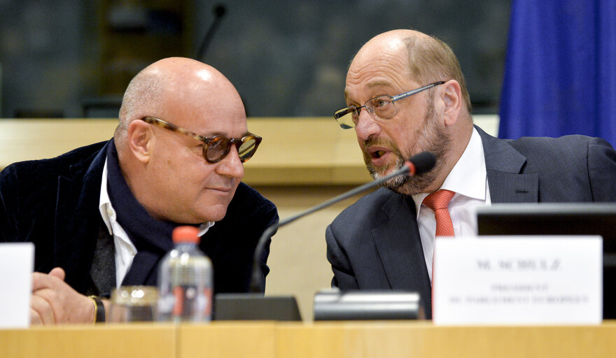 Φωτογραφία 17: Film screening of the documentary Fuocoammare - Debate on 'Migration Policy'