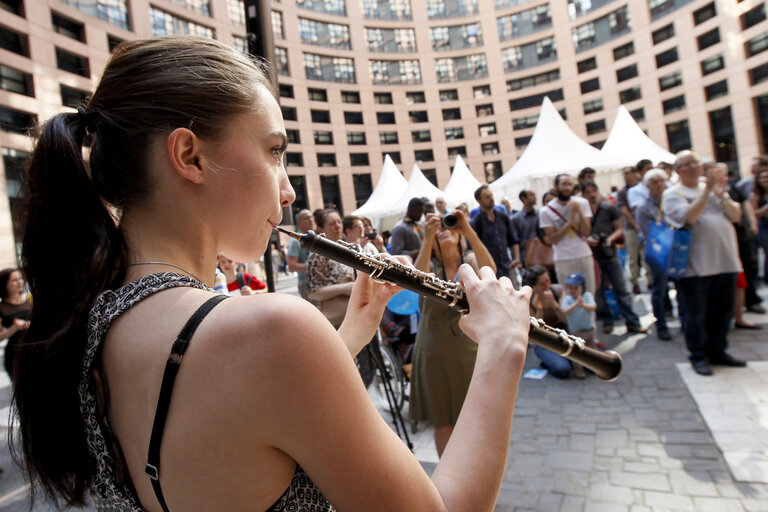 Foto 5: Open Doors Day in Strasbourg.   General atmosphere shots