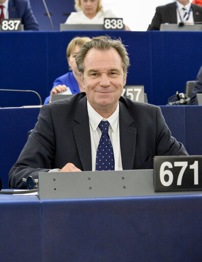 Foto 3: Renaud MUSELIER in the European Parliament in Strasbourg - Plenary session week 19 2016