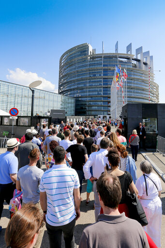 Fotogrāfija 26: Open Doors Day in Strasbourg.   General atmosphere shots