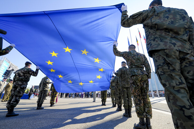 Photo 21 : Open Doors Day in Strasbourg.   Opening ceremony