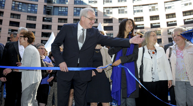 Photo 2 : Open Doors Day in Strasbourg.   Opening ceremony