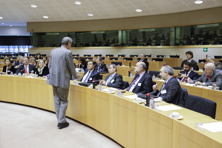 Photo 1 : High level visit of the Spanish Parliament to the EP