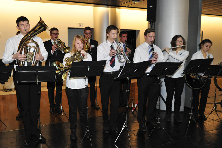 Φωτογραφία 22: Ep President at the ceremony of the handover of the Flame of Peace of Bethlehem to the European Parliament