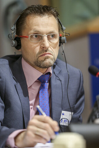 Снимка 8: ITRE Hearing:  Using NER 300 and the Energy Recovery Plan to renew the Energy Sector