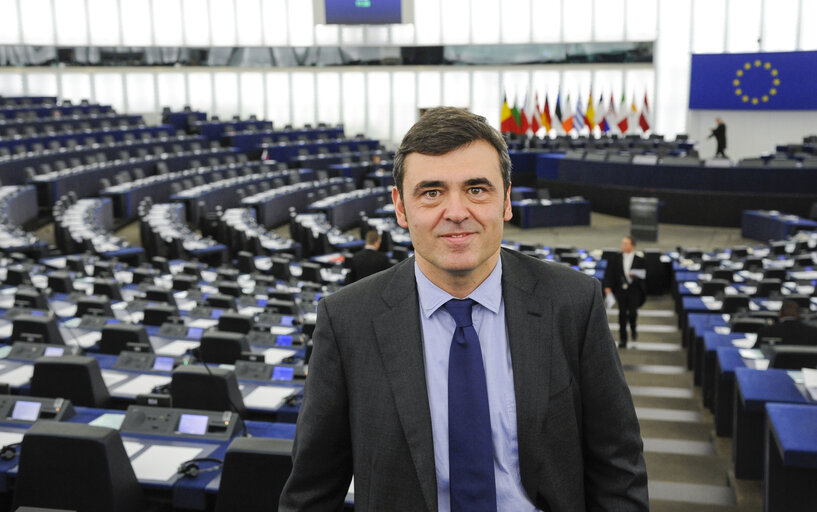 Fotagrafa 5: Ricardo CORTES LASTRA in the European Parliament in Strasbourg