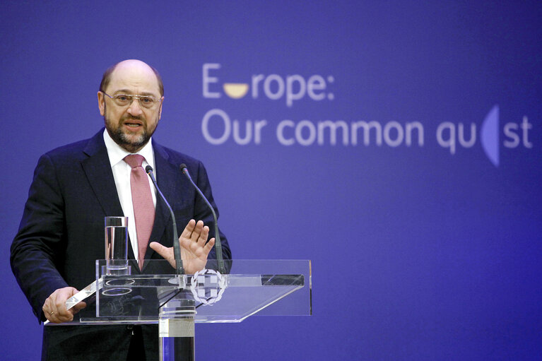 Suriet 22: President Martin Schulz during a press conference with Greek Prime Minister Antoni Samaras the Hilton Hotel, in Athens,Greece on November 26 2013.