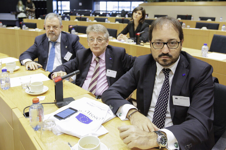 Photo 2 : High level visit of the Spanish Parliament to the EP