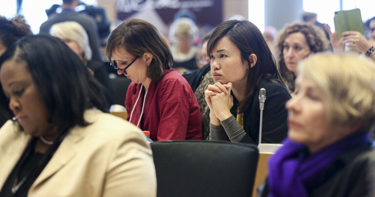 Foto 4: the annual summit of the Women in Parliaments Global Forum (WIP)