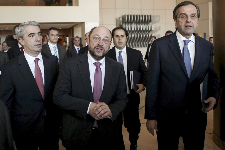 Suriet 6: President Martin Schulz a few minutes before a press conference with Greek Prime Minister Antonis Samaras the Hilton Hotel, in Athens,Greece on November 26 2013.