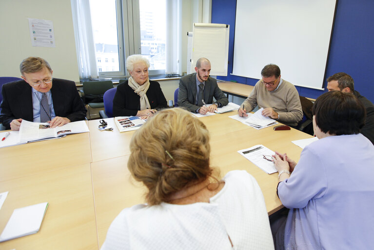 Fotografi 4: Meeting between FMA members and Chairman