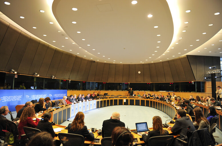 Foto 1: Press conference : EU-US cooperation to restore trust following allegations of NSA's mass surveillance of EU citizens.