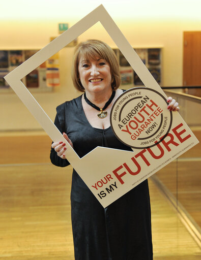 Billede 6: A European Youth Guarantee now. your future is my future campaign