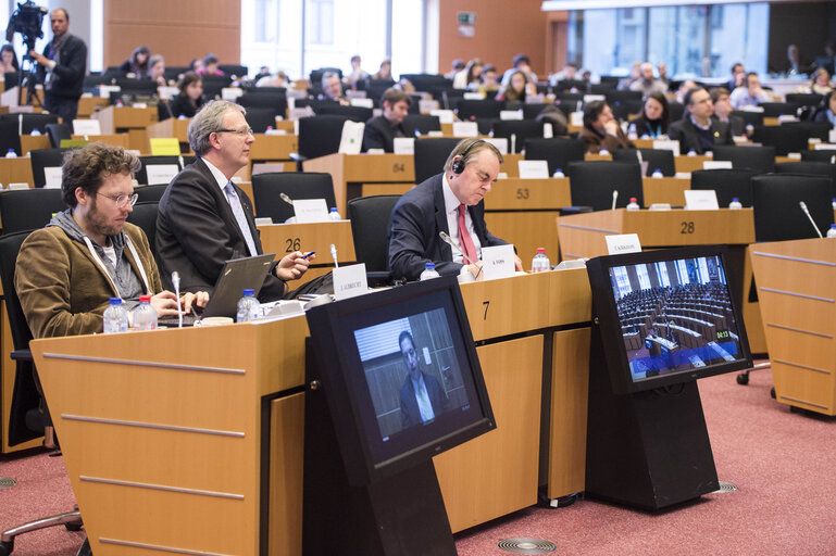 Photo 3: LIBE Committee meeting.  Inquiry hearing on Electronic mass surveillance of EU citizens.  Statement by Mr Glenn GREENWALD