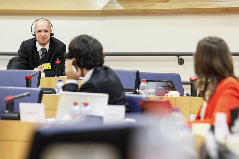 Fotografie 4: Workshop for journalists : The European Parliament's inquiry on electronic mass surveillance of EU citizens -Round table with journalists who had access to Snowden's documents