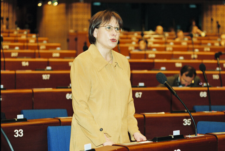 Foto 1: MEP Riitta MYLLER speaks in plenary session in Strasbourg