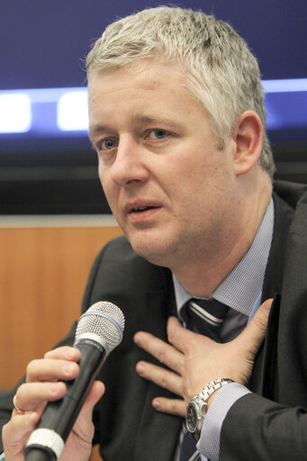 Fotó 15: Matthias Groote European Parliament Head of Delegation speaks during a meeting  European Parliament Delegation with Parliamentarians of Mexico during the United Nations Climate Change conference in Doha, Qatar, Tuesday, Dec.4, 2012.