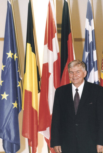 20030910 GOMOLKA Alfred in plenary session in Brussels