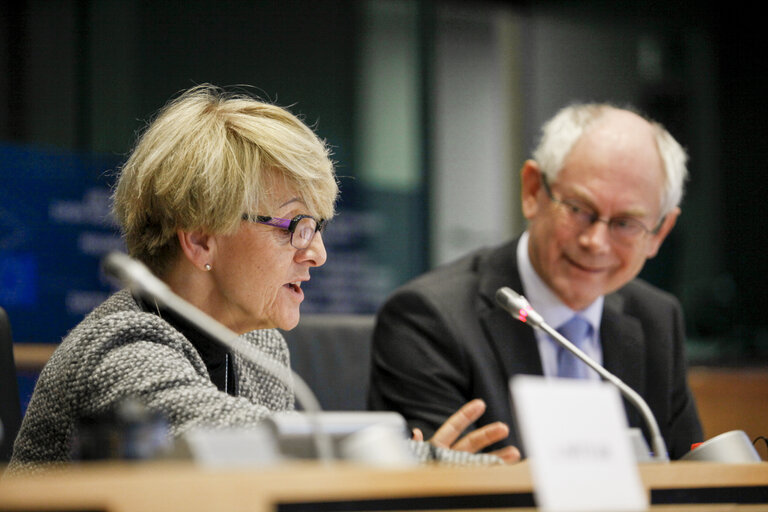 Photo 14: Regions as motors of new growth through smart specialisation - matching strategies for common goals