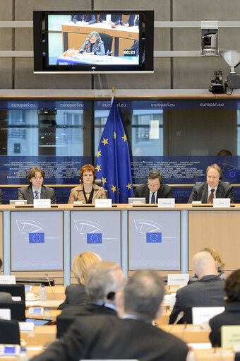 Valokuva 3: ECON - Monetary dialogue with the President of the european Central Bank