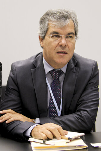 Fotografia 34: Senator Jorge Viana (member of the CRE) is seen during  meeting  European Parliament Delegation with Parliamentarians of Brazil during the United Nations Climate Change conference in Doha, Qatar, Tuesday, Dec.4, 2012.