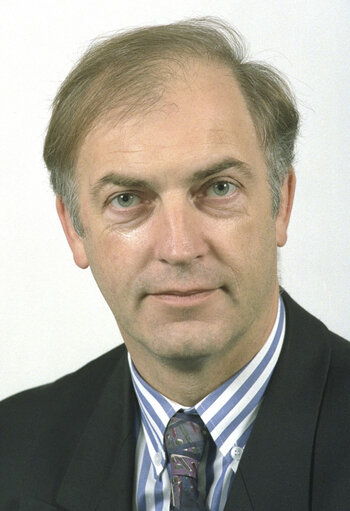 MEP - 5th Parliamentary Term