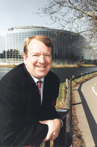 Photo 31: STEVENSON Georges W in plenary session in Brussels