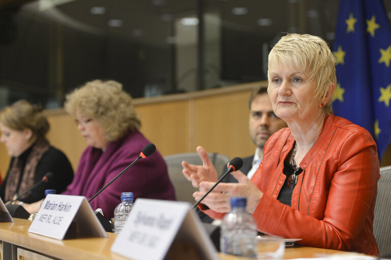 Photo 11: Tackling child poverty and promoting children's health and and wellbeing in the EU