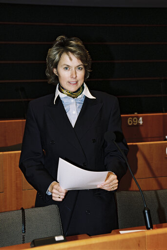 Zdjęcie 2: Portrait of MEP Anne Caroline B. McINTOSH in the hemicycle in Brussels