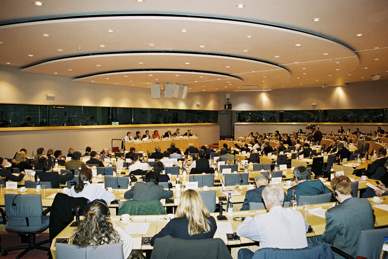 Photo 4 : Meeting of the subcommittee on Monetary Affairs in Brussels