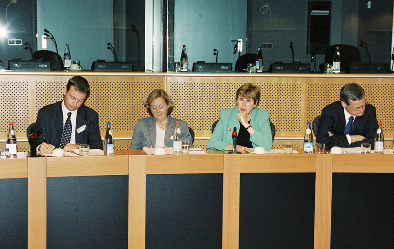 Foto 5: Meeting