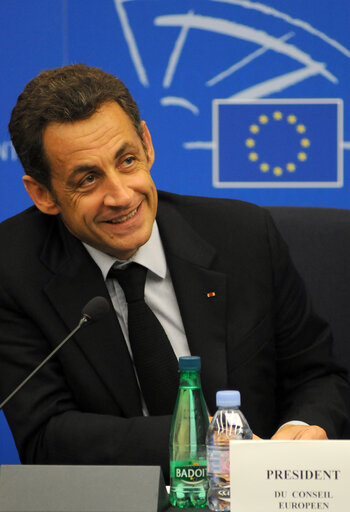 Fotografia 11: Press conference following the visit of the President of France to the EP.