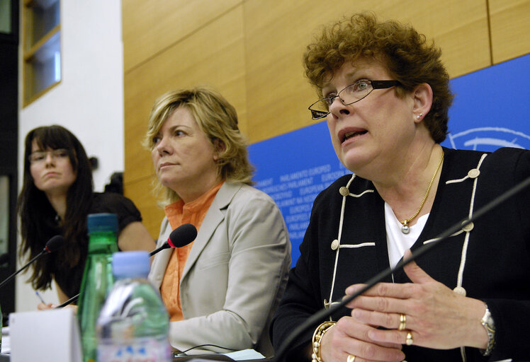 Press conference on the Telecom Package.