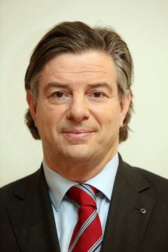 Fotografia 8: MEP Toine MANDERS in Brussels