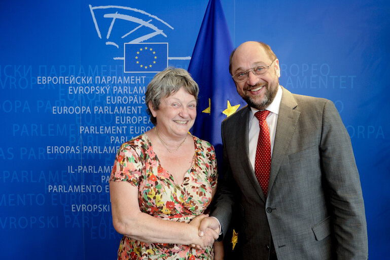 Снимка 2: Martin SCHULZ - EP President meets with former MEP Catherine GUY-QUINT