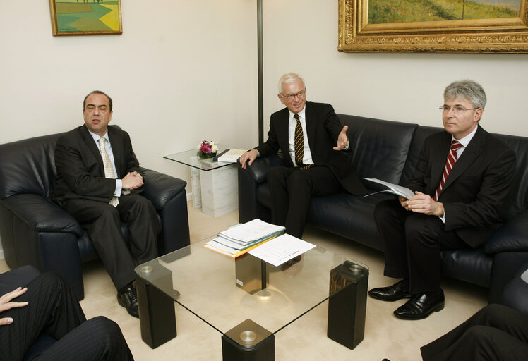 Fotografie 4: EP President meets with Foreign Minister of Cyprus, in Brussels