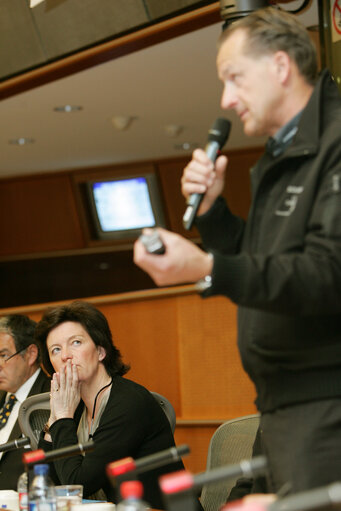 Photo 4: Presentation of the Solar Impulse plane project at the EP in Brussels within the framework of the seminar ¬´Towards a more sustainable aviation¬ª. The Vice-President of the European Commission with responsibility for Transport announced the European Commission‚Äôs patronage of the Solar Impulse project