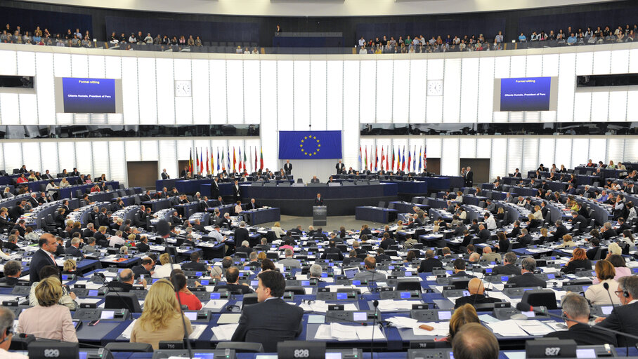 Foto 17: Formal sitting - Address by the President of Peru on official visit to the EP in Strasbourg