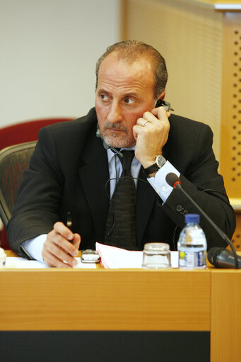 Photo 1 : Press conference with Beniamino DONNICI