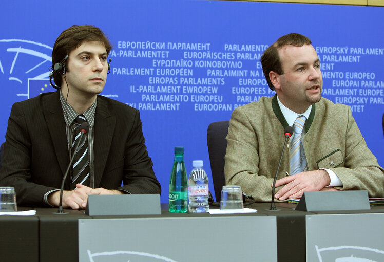 Photo 20: Press conference on the Return directive for illegal immigrants.