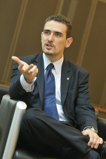 Fotografija 1: Interview with MEP Magor Imre CSIBI at the EP in Brussels.