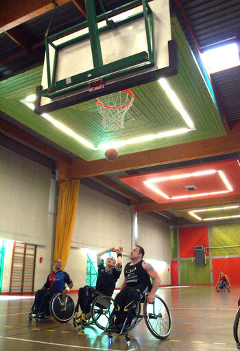 Foto 28: Sports for wheelchair users.