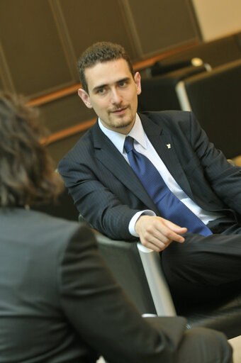 Fotografija 5: Interview with MEP Magor Imre CSIBI at the EP in Brussels.