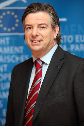 Fotografia 9: MEP Toine MANDERS in Brussels