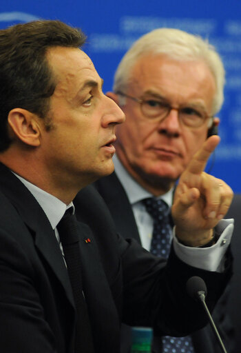 Press conference following the visit of the President of France to the EP.