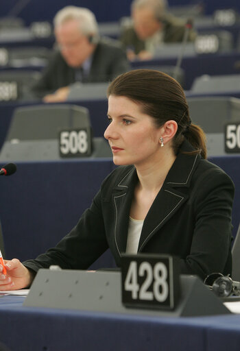 Fotografija 1: MEP Monica Maria IACOB-RIDZI in plenary session in Strasbourg.